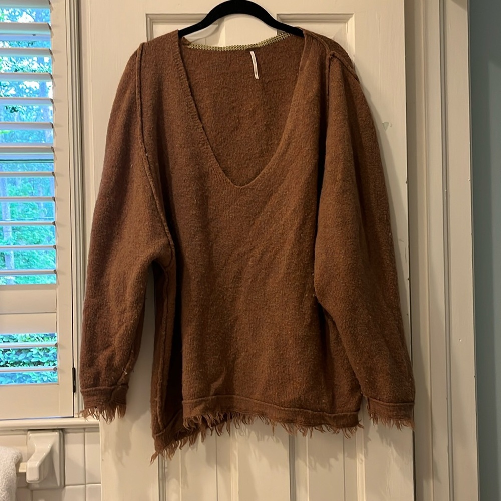 Super comfy and casual free people sweater